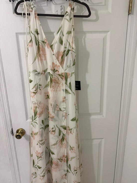 Lulus Dresses & Skirts - Lulu's NWT White Floral Maxi Dress with Blush and Green Print